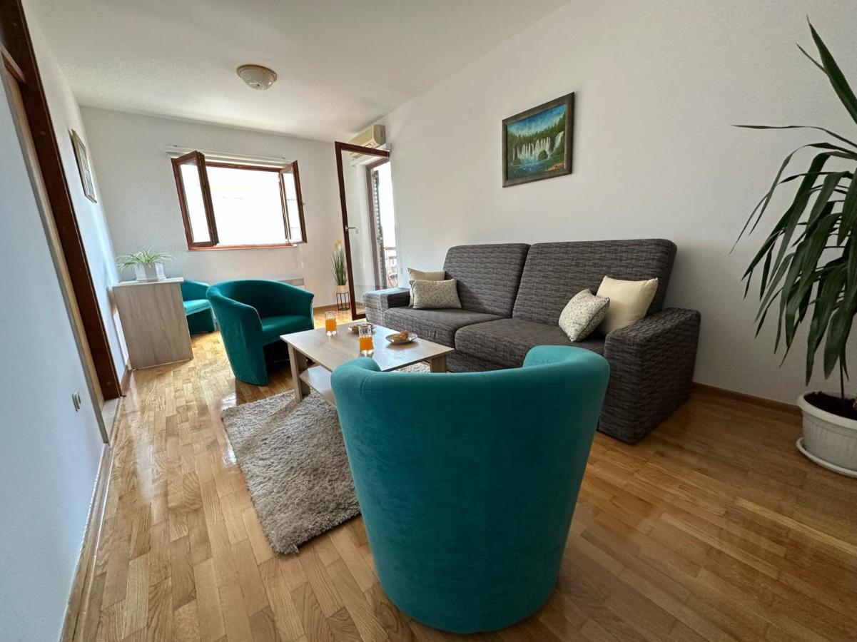 Family Apartment Makarska Dış mekan fotoğraf
